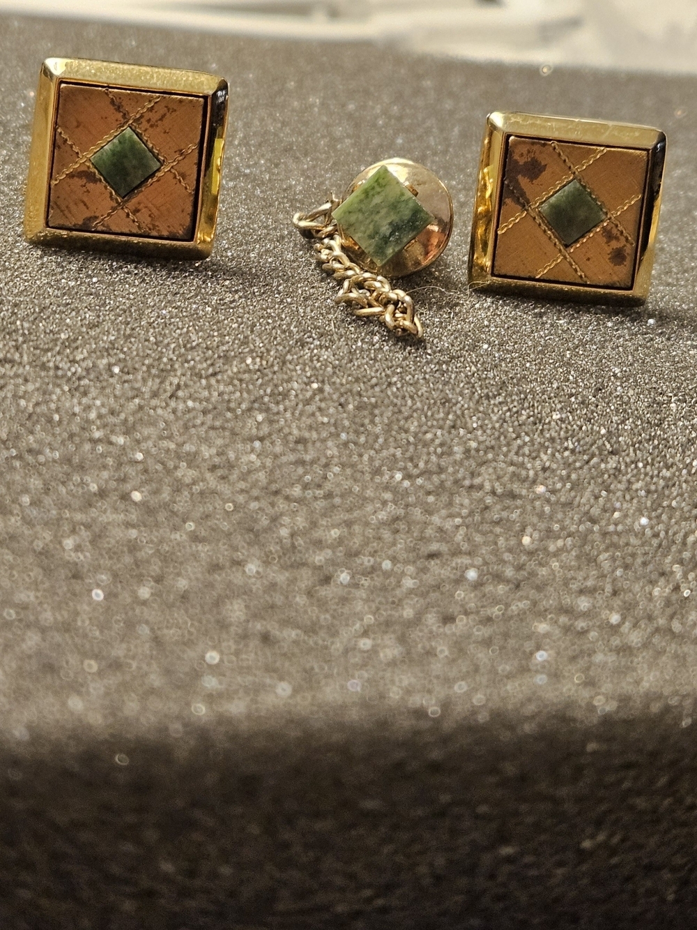 Gold-Tone Square Cufflinks with Green Stone Accent And Matching Tie Pin.